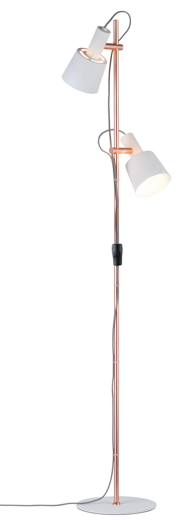 Staande koperen lamp met twee witte lampenkappen en stoffen kabel voor moderne woonkamerverlichting