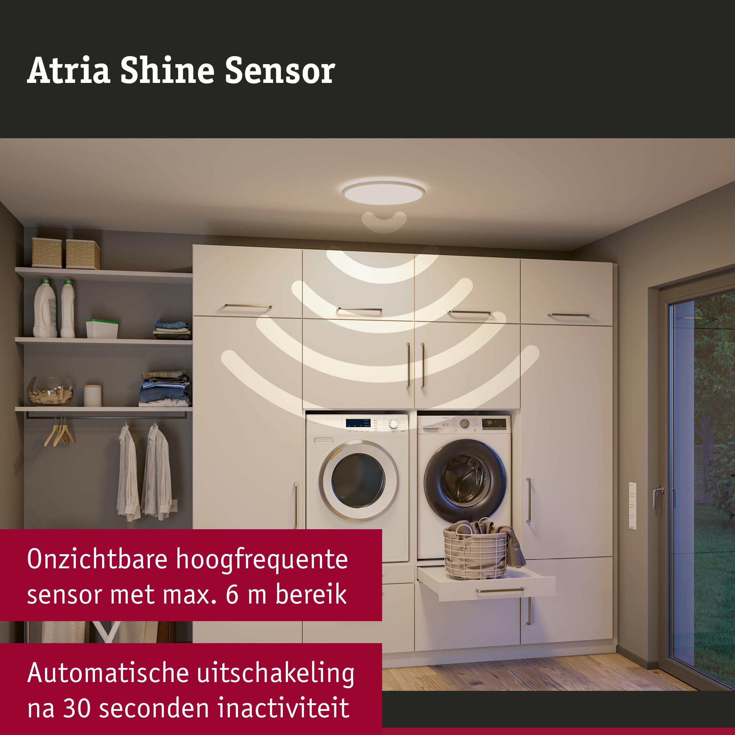Ronde witte plafondlamp met sensor in moderne wasruimte met wasmachine en droger