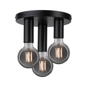 Deckenleuchte mit drei schwarzen Metallfassungen und großen Rauchglas-LED-Glühbirnen für modernes Lichtdesign
