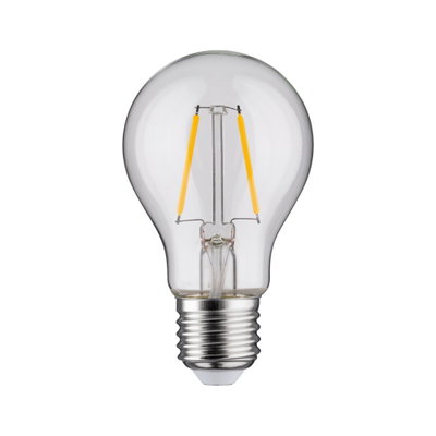 Klassische LED-Glühbirne mit transparentem Glas und silberner Fassung für energiesparende Beleuchtung