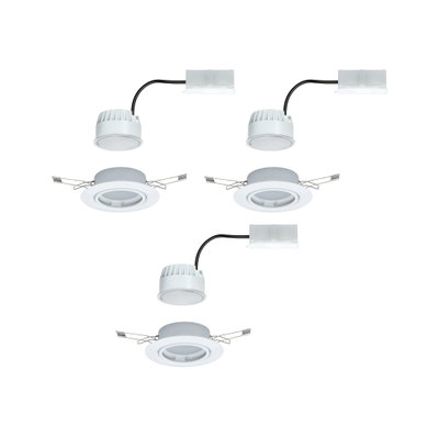 Trois spots encastrés LED blancs avec supports métalliques et câbles pour éclairage économique