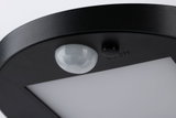 Schwarzer LED-Deckenleuchte mit Bewegungsmelder und On-Off-Schalter für energiesparende Raumbeleuchtung