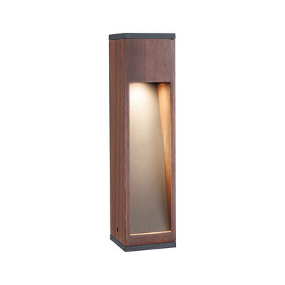 Moderne buitenwandlamp van bruin hout en metaal met warm wit LED-licht voor tuinverlichting
