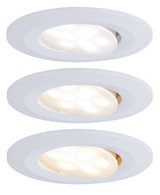 Trois spots encastrés LED blancs en plastique avec tête orientable pour un éclairage flexible