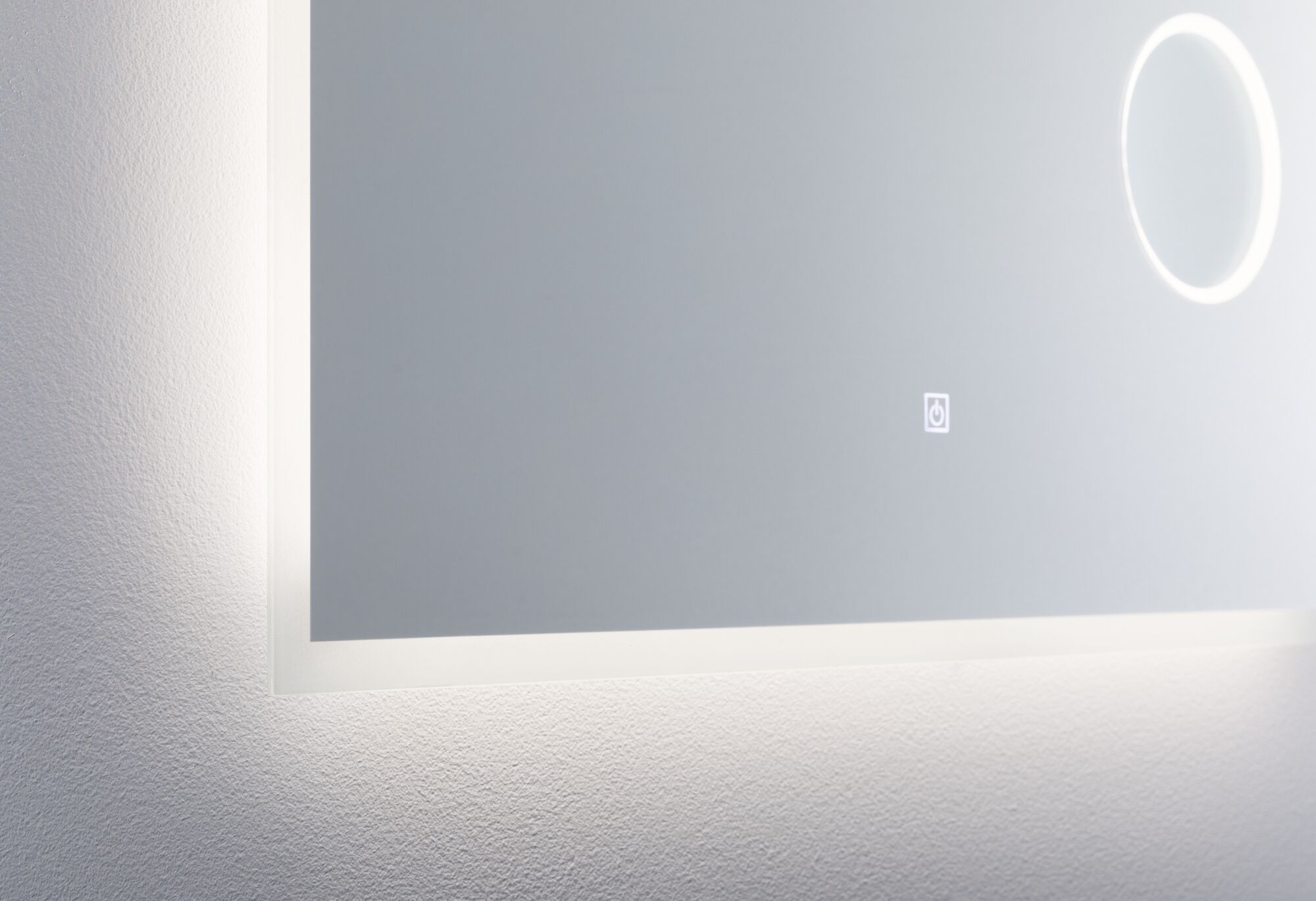 Modern LED mirror light with touch switch and round magnifying glass in white for bathroom lighting