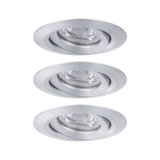 Drei runde Einbaustrahler aus gebürstetem Aluminium in Silber für moderne LED-Beleuchtung.