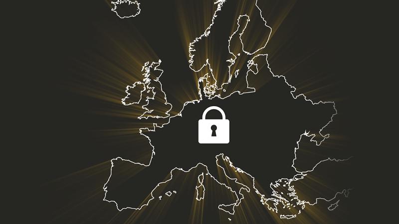 Karte von Europa mit weißem Schloss-Symbol, symbolisiert Datenschutz und Sicherheit im Smart Home Bereich