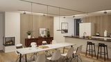 Salle à manger moderne avec table blanche, chaises, panneaux en bois, éclairée par des luminaires suspendus minimalistes