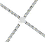 Connecteur LED blanc à quatre bras pour installation flexible de bande lumineuse 24V.