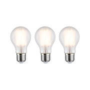 Drei klassische LED-Glühbirnen mit transparentem Glas und E27-Fassung für energiesparende Beleuchtung.