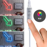 Flèche LED RGB en rouge, vert et bleu avec télécommande pour décoration murale colorée.
