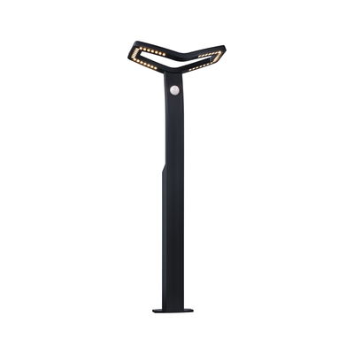 Zwarte metalen LED-buitenlamp met bewegingssensor en modern ontwerp voor tuinverlichting