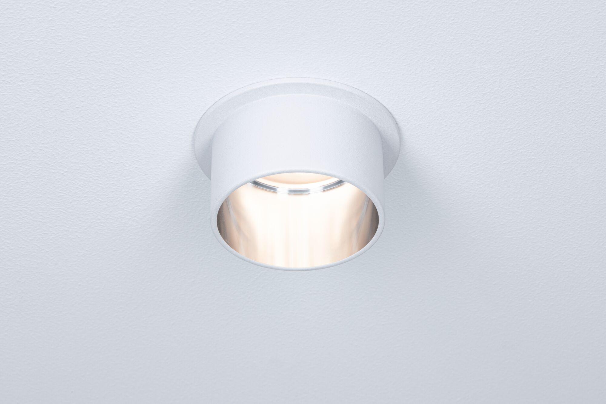 Weißer Einbaustrahler aus Metall mit warmweißem LED-Licht für moderne Innenbeleuchtung