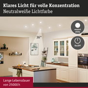 Moderne Küche mit neutralweißer LED-Deckenbeleuchtung für volle Konzentration und lange Lebensdauer