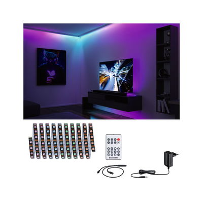 Bande LED avec télécommande et adaptateur noir pour éclairage d'ambiance coloré dans le salon.
