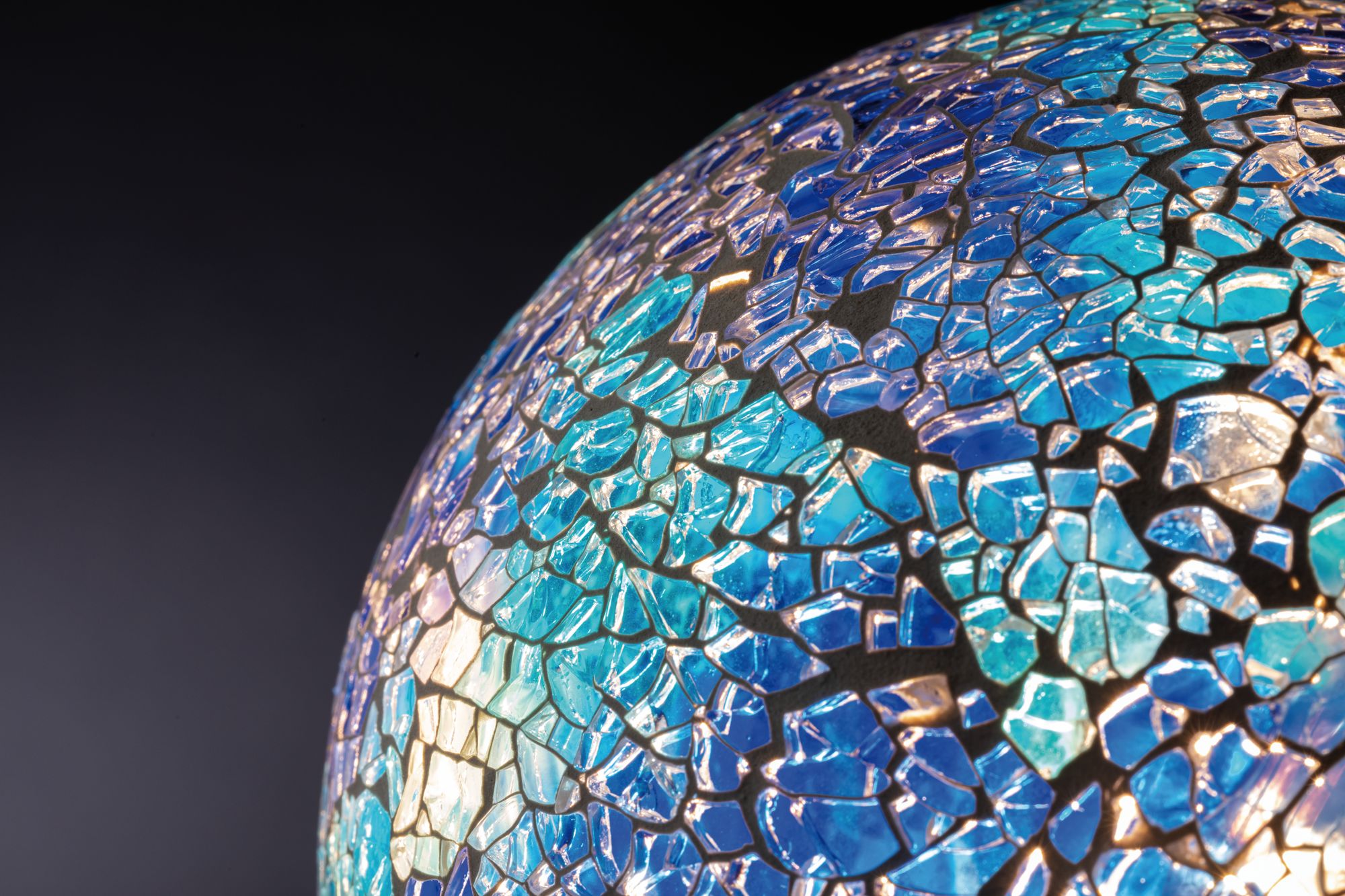 Miracle Mosaic Edition 230 V Standard LED Globe G125 E27 470lm 5W 2700K dimmable Blue