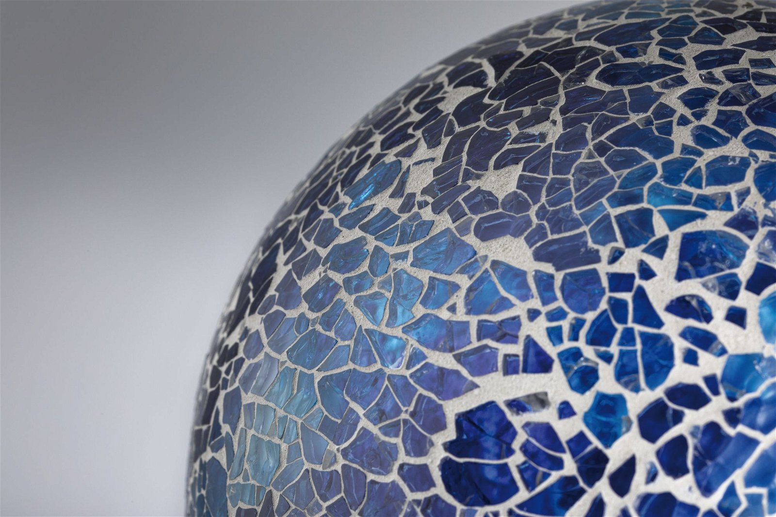 Miracle Mosaic Edition Standard 230V LED Globe G125 E27 470lm 5W 2700K dimmbar Blau