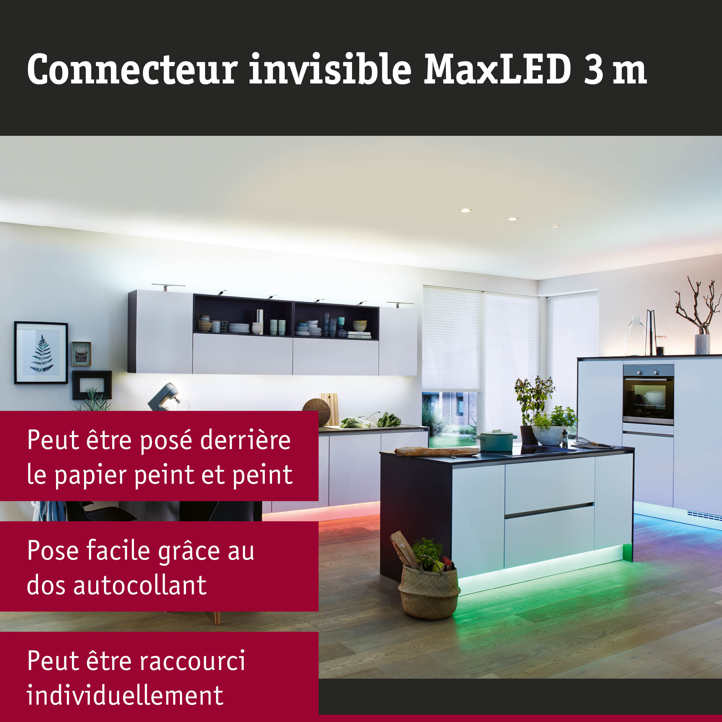 Cuisine blanche moderne avec éclairage LED vert sous les meubles et appareils intégrés élégants