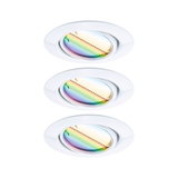Drei weiße Einbaustrahler mit schwenkbarem, regenbogenfarbenem Glas für moderne LED-Deckenbeleuchtung