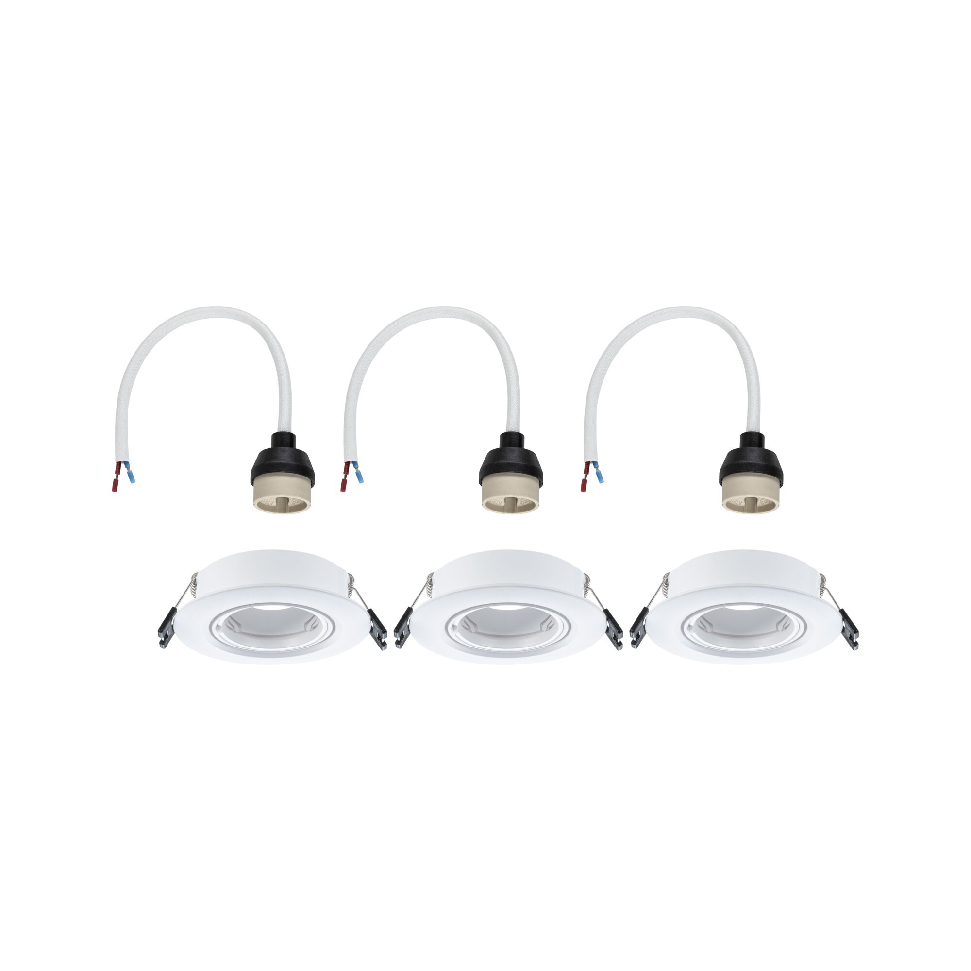 Drie witte metalen inbouwspots met bijpassende kabelconnectoren voor LED-plafondverlichting