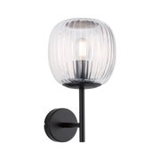 Applique murale en verre transparent cannelé avec structure métallique noire mate pour intérieur moderne