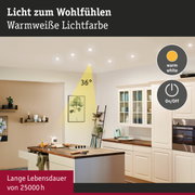 Moderne Küche mit warmweißen LED-Einbaustrahlern und langer Lebensdauer von 25000 Stunden