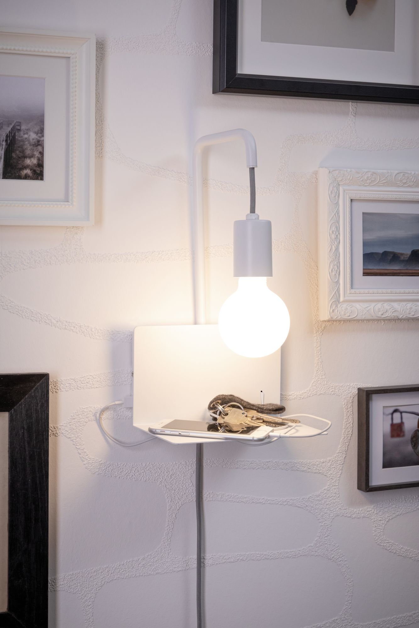 Wall luminaire with shelf Calvani E27 230V max. 40W dimmable White