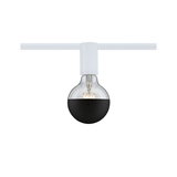 Moderne LED-Glühbirne mit halb schwarzem Glas und weißem Sockel an weißer Schiene für Innenbeleuchtung