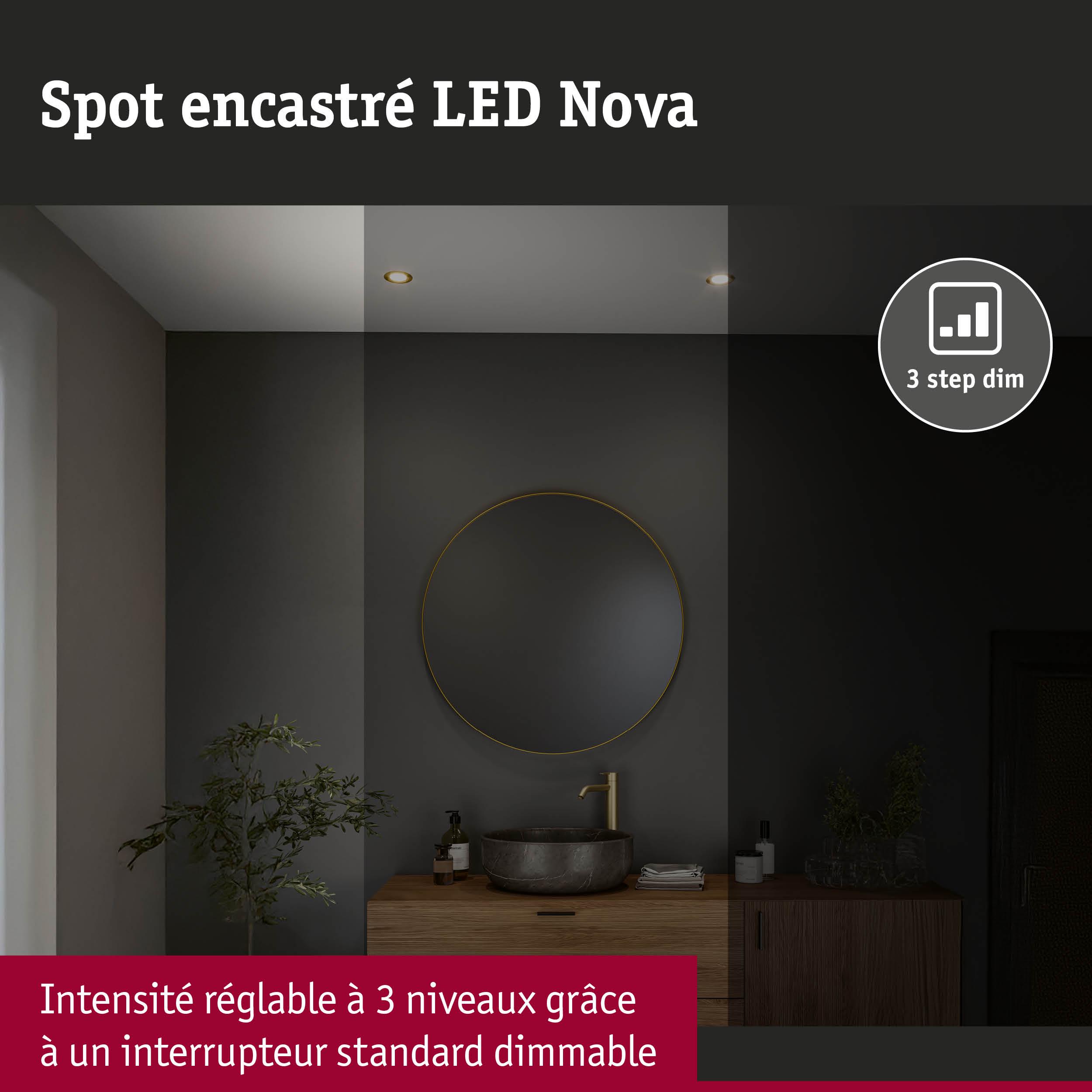 Spot encastré LED Nova blanc chaud avec intensité réglable en 3 niveaux pour salle de bain