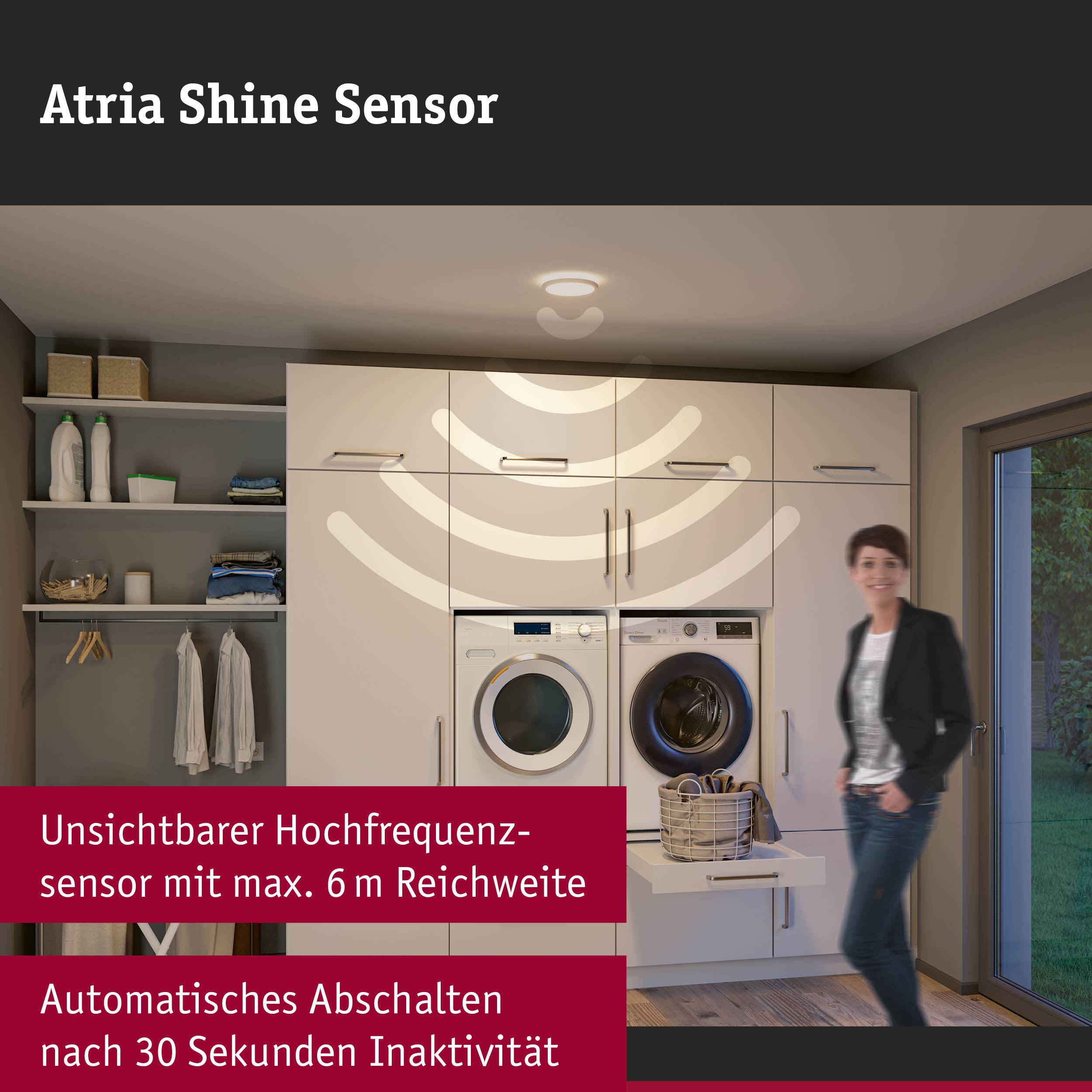 Weißer Deckenstrahler mit unsichtbarem Hochfrequenzsensor in moderner Waschküche mit Waschmaschine