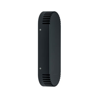Applique murale noire en aluminium avec fentes de ventilation, design moderne pour intérieur et extérieur