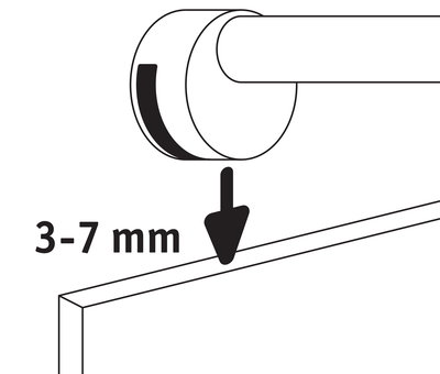 Technische Zeichnung zeigt Abstand von 3-7 mm zwischen Wandhalterung und Spiegelglas.