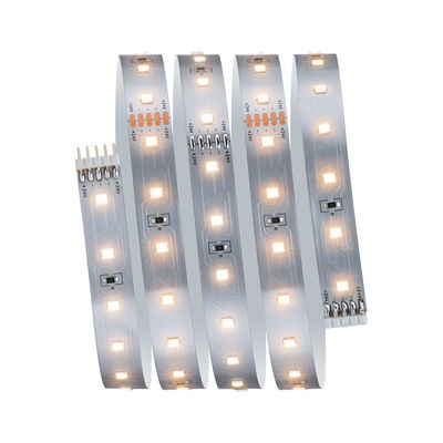 Flexibler LED-Streifen mit warmweißen LEDs auf silberner Platine für moderne Lichtakzente