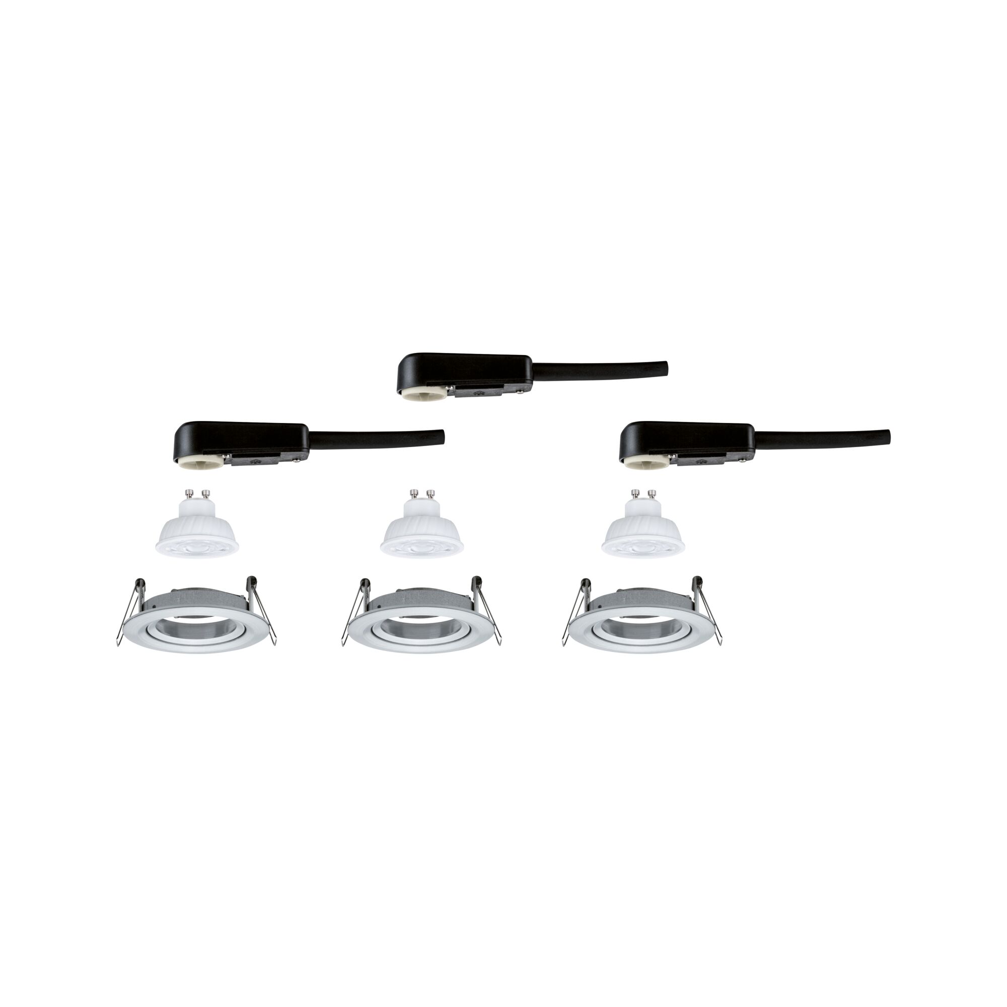 Drie witte GU10 LED-lampen met zilveren inbouwframes en zwarte kabelconnectoren voor plafondverlichting