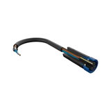 Zwarte stroomkabel met blauwe en bruine binnenaders en blauwe connector voor elektrische installaties