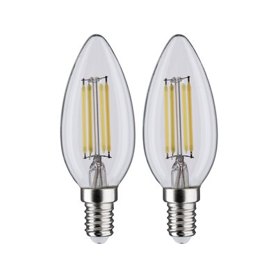 Deux ampoules LED claires en forme de bougie avec filaments jaunes visibles et culot E14 décoratif