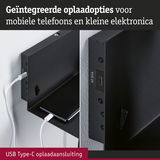 Zwart wandrek met geïntegreerde USB Type-C oplaadaansluiting voor mobiele telefoons en kleine elektronica