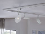 Weiße LED-Deckenleuchte mit drei verstellbaren runden Leuchtköpfen aus Metall für moderne Raumbeleuchtung