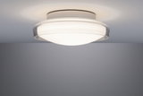Plafonnier discret en verre blanc avec bord transparent pour un éclairage moderne.