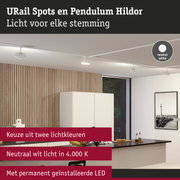Witte URail Spots en Pendulum Hildor LED-plafondlampen in moderne keuken met houten panelen