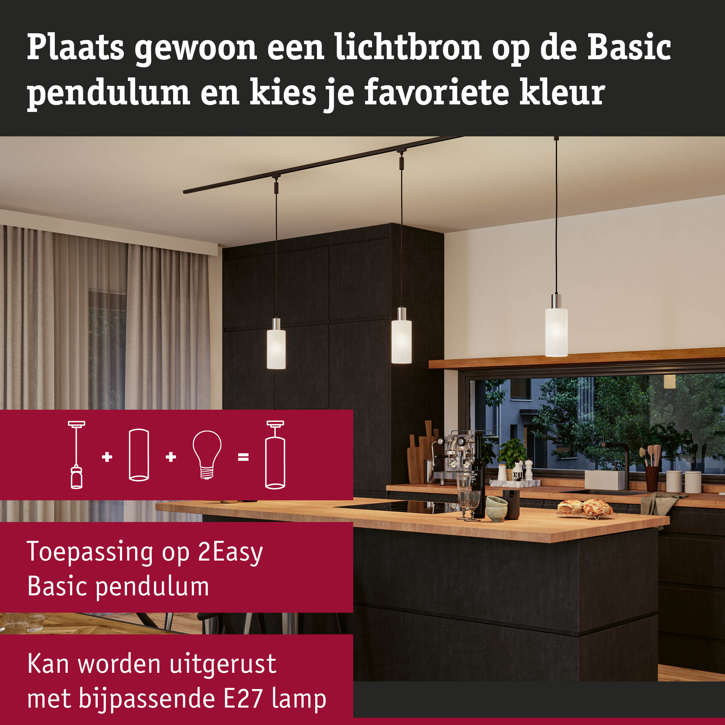 Moderne glazen en metalen hanglampen in keuken met houten werkblad en zwarte kasten