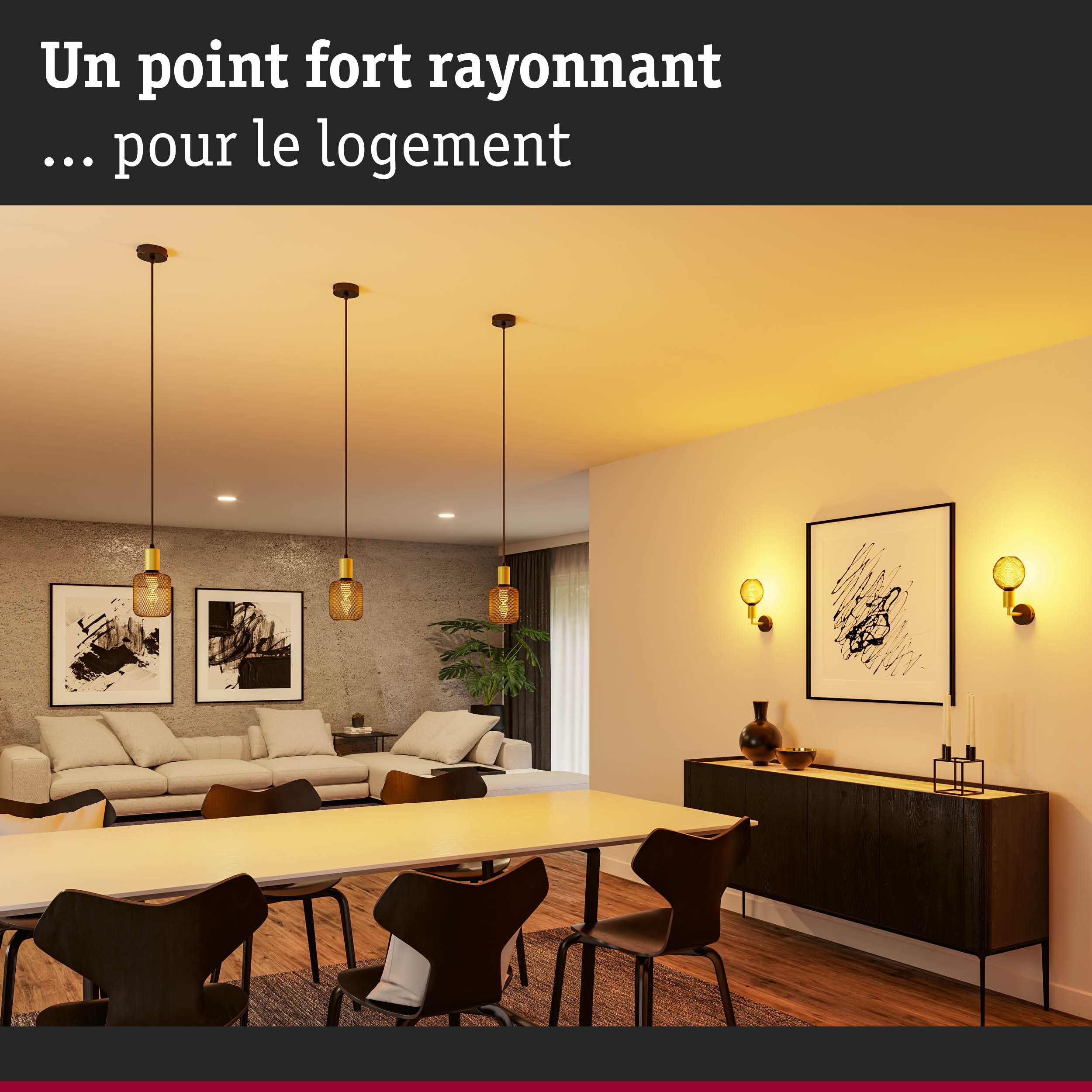 Éclairage moderne salon avec suspensions et appliques murales dorées en métal pour une ambiance chaleureuse