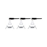 Tre hvide LED-indbygningsspots med GU10 fatning og sort kabel til moderne loftsbelysning