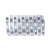 Flexibler LED-Streifen mit weißen Leuchtdioden auf silberner Platine für vielseitige Lichtakzente