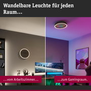 Moderne wandelbare LED-Leuchten in Arbeits- und Gamingzimmer mit variabler Lichtfarbe und Design.