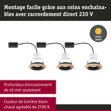 Trois spots LED encastrables avec anneau en bois et boîtier noir, lumière blanc chaud 2700K, profondeur 45 mm