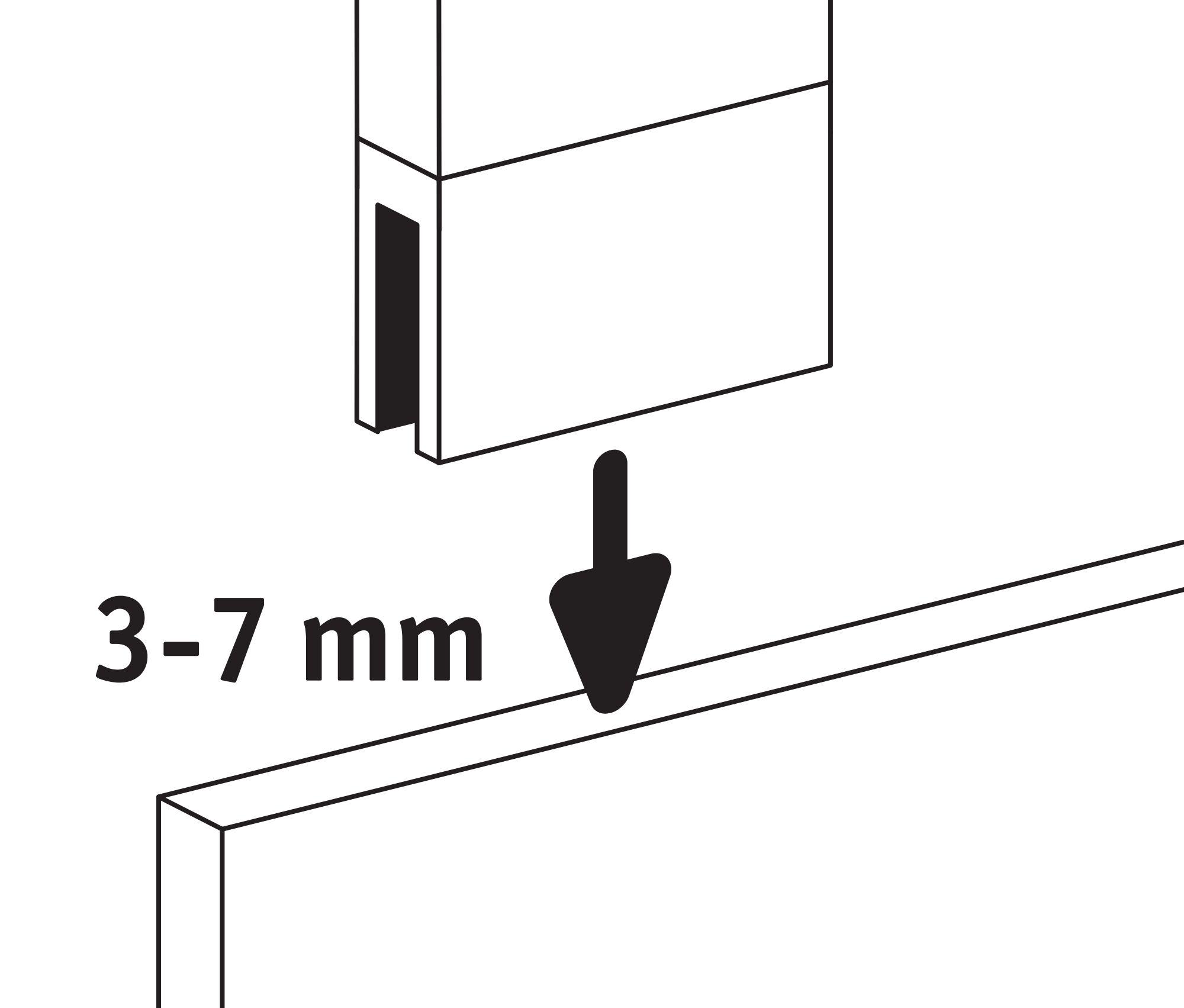 Technical drawing of rectangular profile with 3-7 mm gap for mirror installation