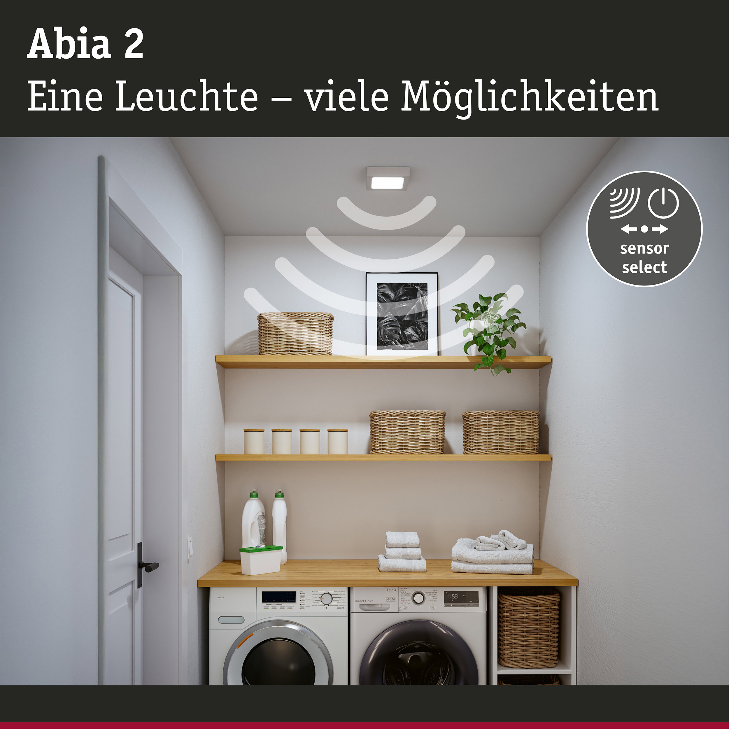 Abia 2 Deckenleuchte in Weiß mit Sensorfunktion in modernem Waschraum mit Wäsche und Körben