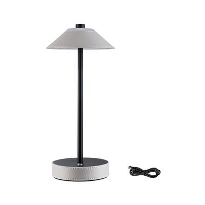 Moderne Tischleuchte mit grauem Leder-Schirm und Sockel, schwarzem Metallstiel und USB-Kabel für LED-Beleuchtung