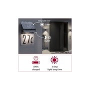 Applique murale extérieure avec numéro 27c, matériau noir, éclairée et couverte de neige, éclairage LED durable